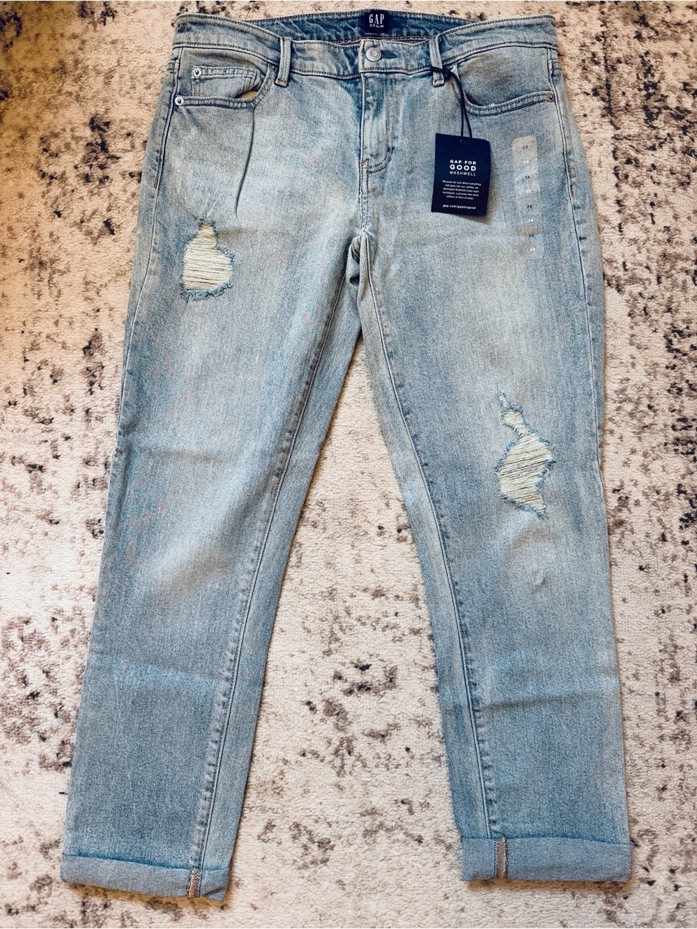 NWT GAP Denim Light Wash Straight-Leg Denim Girlfriend Jeans - Size 29